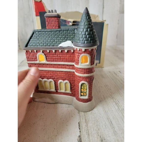 Lemax Camden Police 1991 Village accessory Xmas cop - Picture 3 of 6